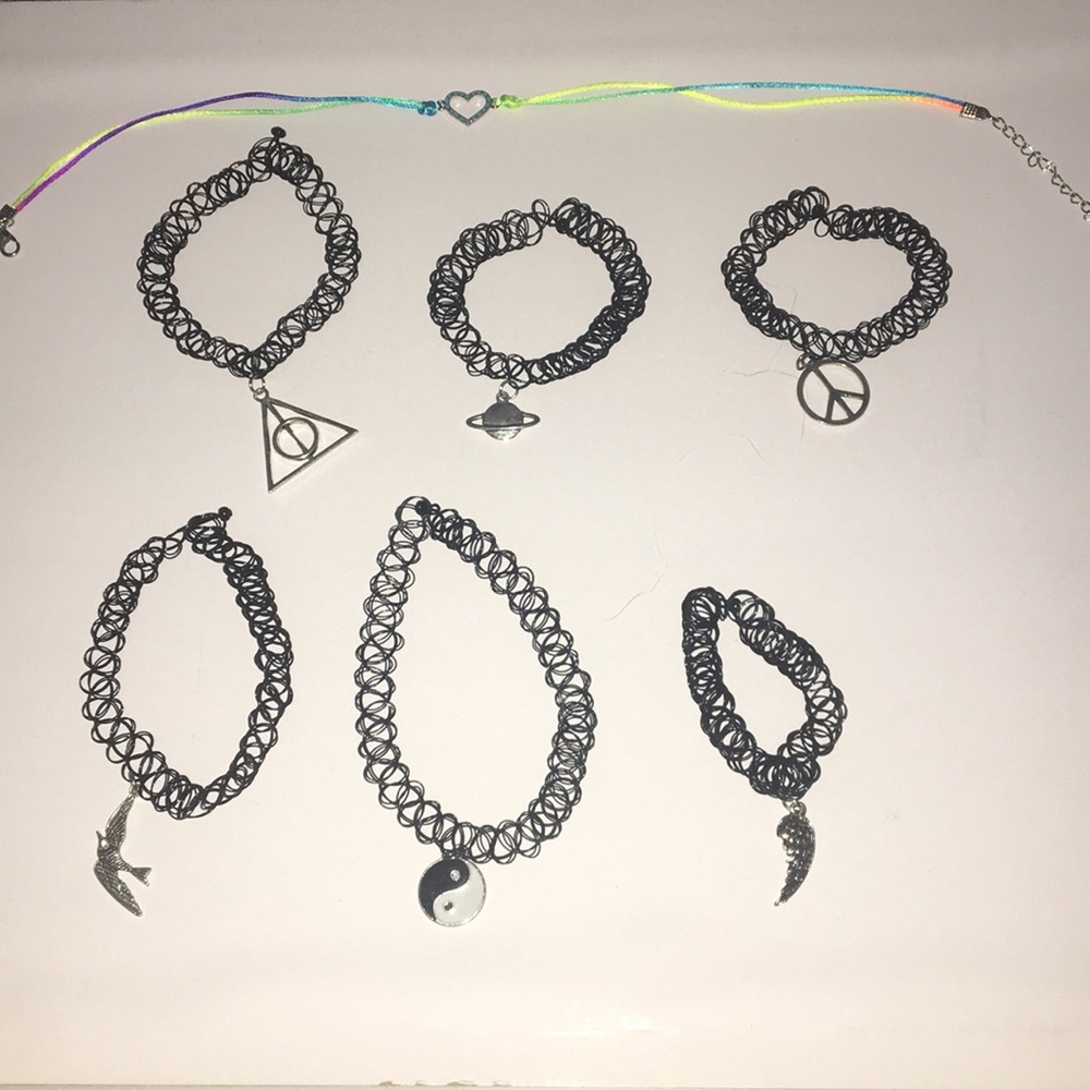 Choker lot of 7